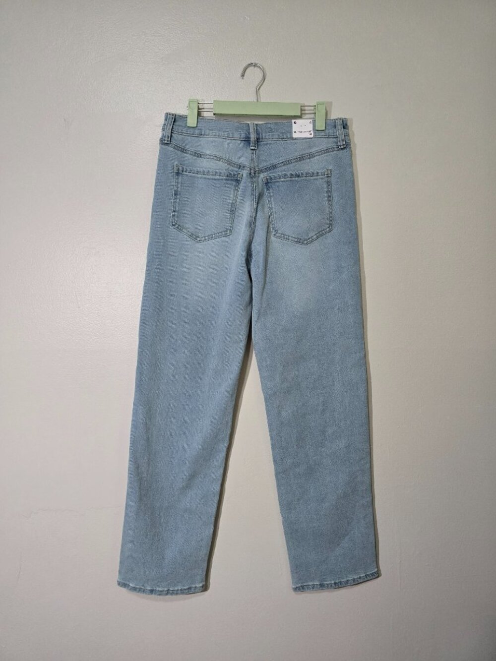 NWT Gloria Vanderbilt Straight Leg Jeans - Picture 2 of 8